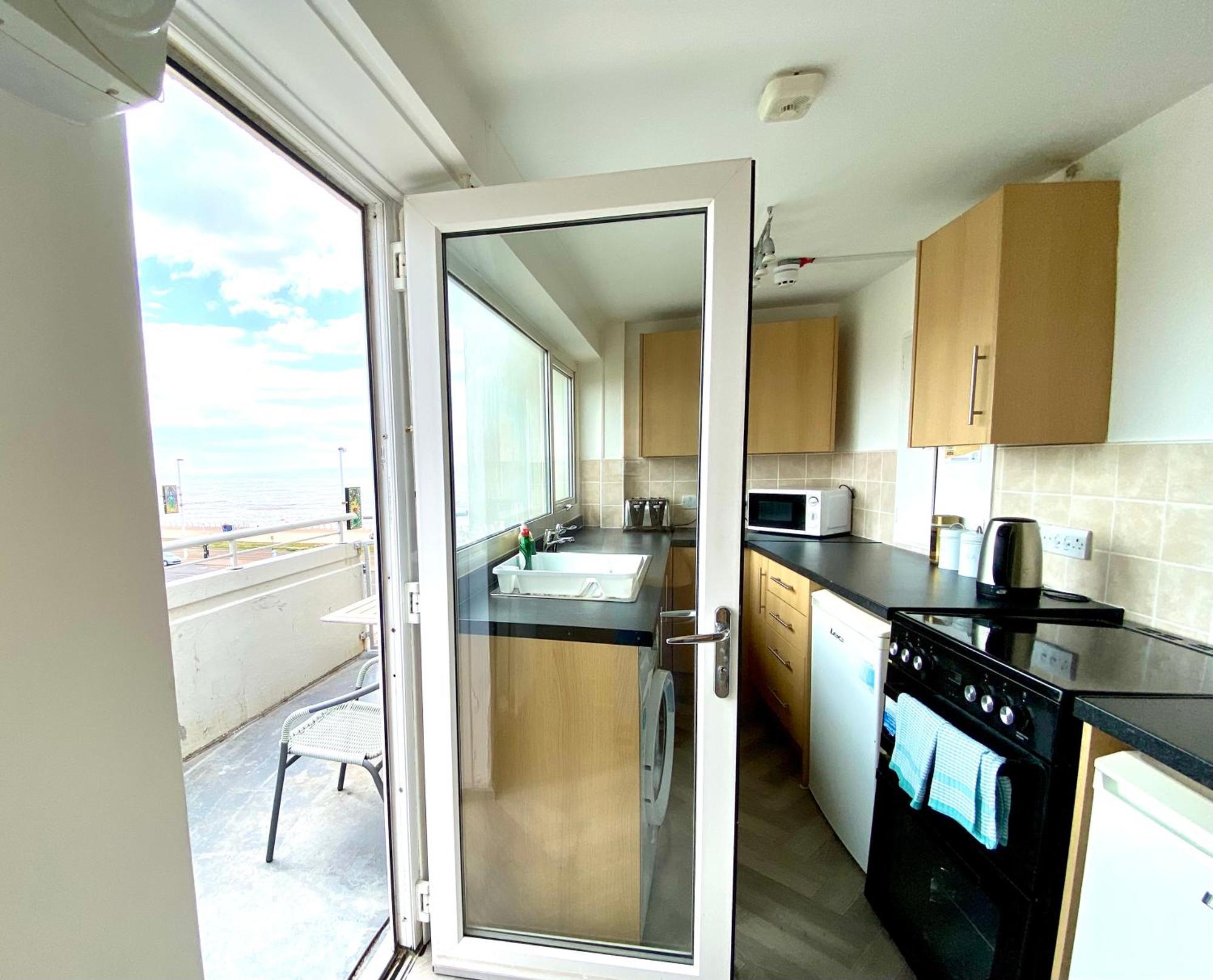 Kennedy House By Blackpool Service Apartments Kültér fotó